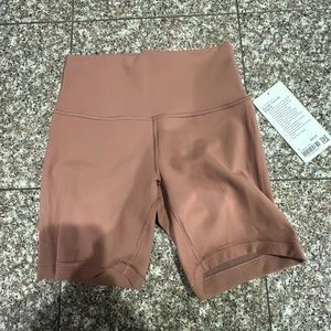 NWT Lululemon Wunder Train Shorts